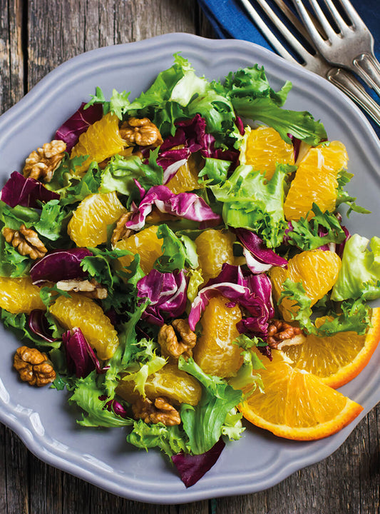Orangen-Fenchel-Salat mit nussiger Vinaigrette