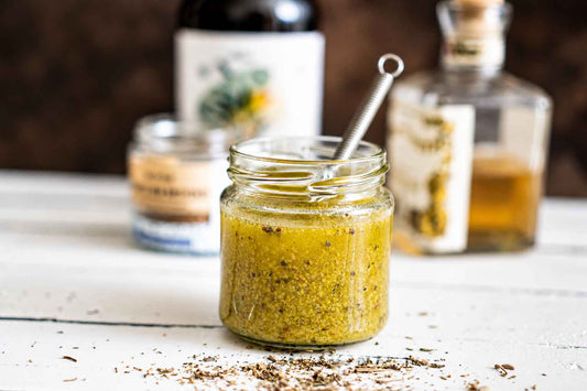 Weißes Balsamico-Dressing