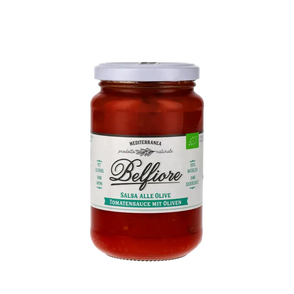 Belfiore Salsa alle Olive Tomatensauce Glas vor schwarzem Hintergrund.