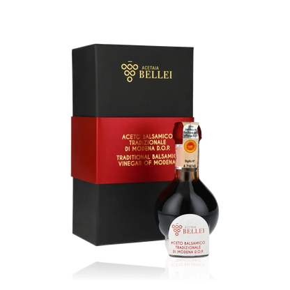 Flasche und Verpackung von Bellei Balsamico-Essig aus Modena.