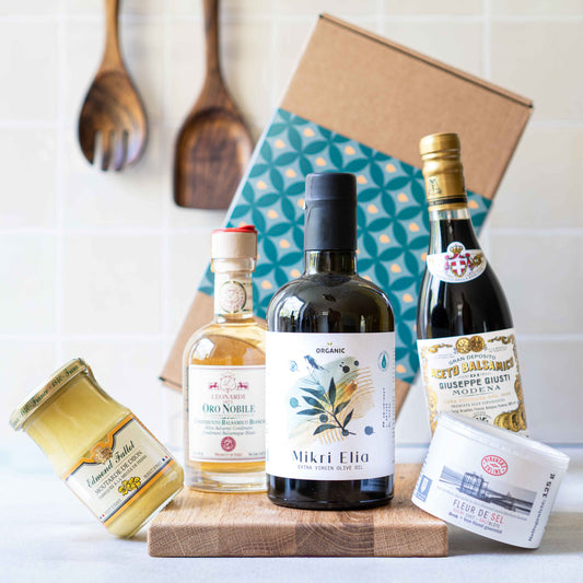 Geschenkset Küchenbox mit Olivenöl, Aceto Balsamico di Modena IGP, hellem Balsamico, Salz und Senf