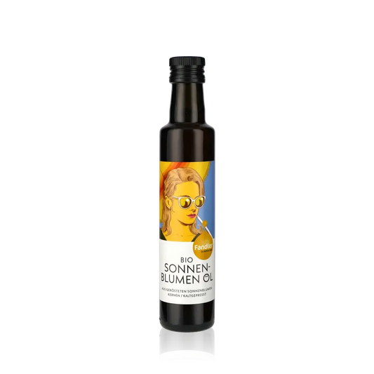 Fandler Bio Sonnenblumenöl Flasche vor schwarzem Hintergrund.