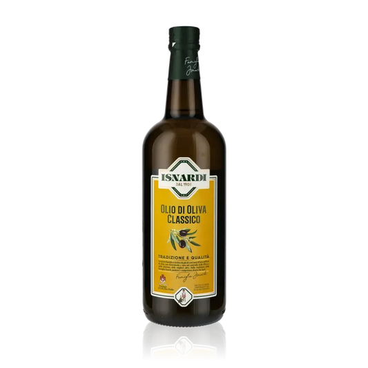 Isnardi Olivenöl Flasche mit gelbem Etikett auf schwarzem Hintergrund.