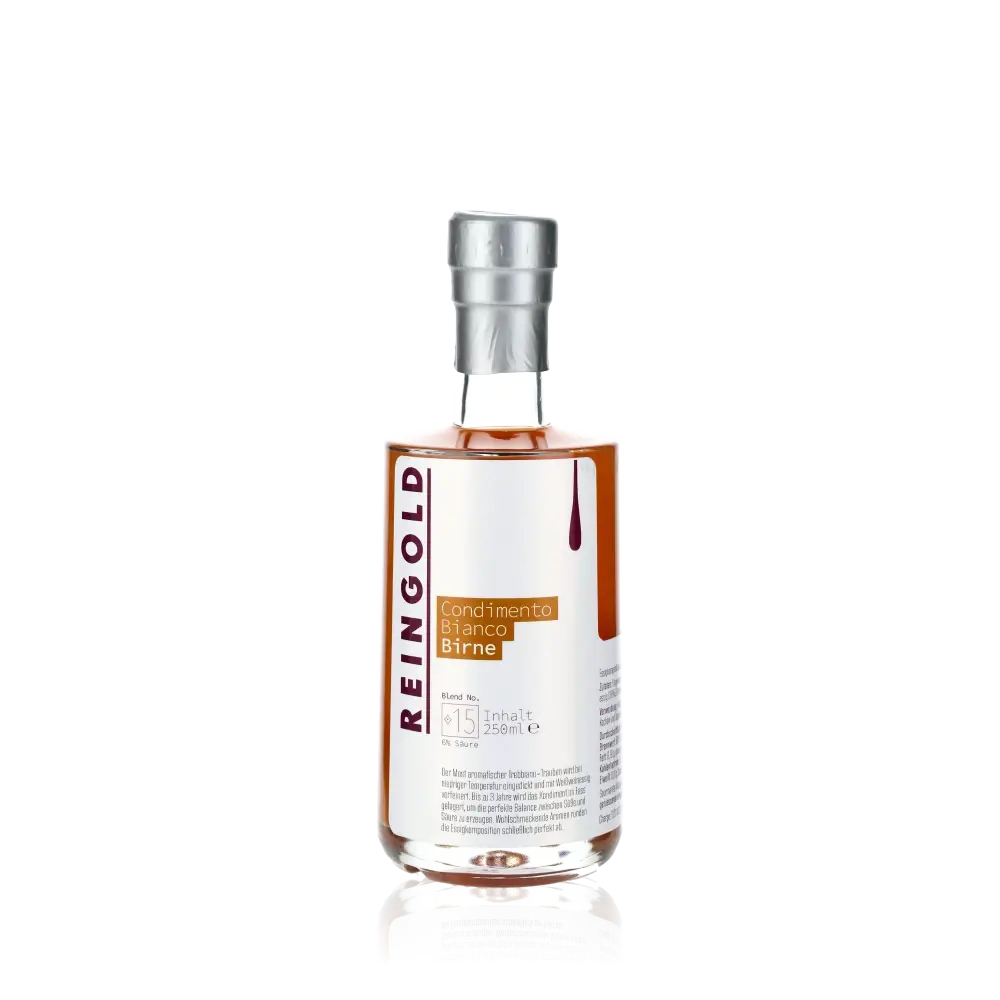 Reingold Condimento Bianco Birne Flasche vor schwarzem Hintergrund.