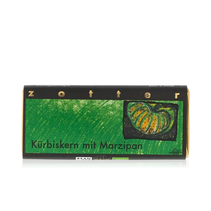 Zotter Schokolade Kürbiskern mit Marzipan Verpackung.